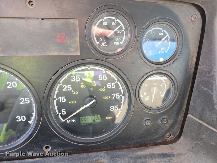 image for item EB1309 2005 Sterling LT9500 dump truck