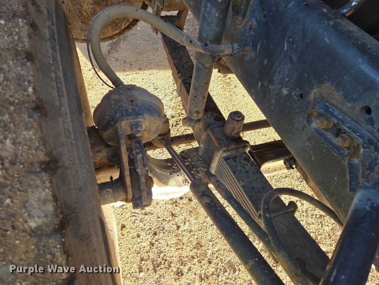 image for item EB1309 2005 Sterling LT9500 dump truck