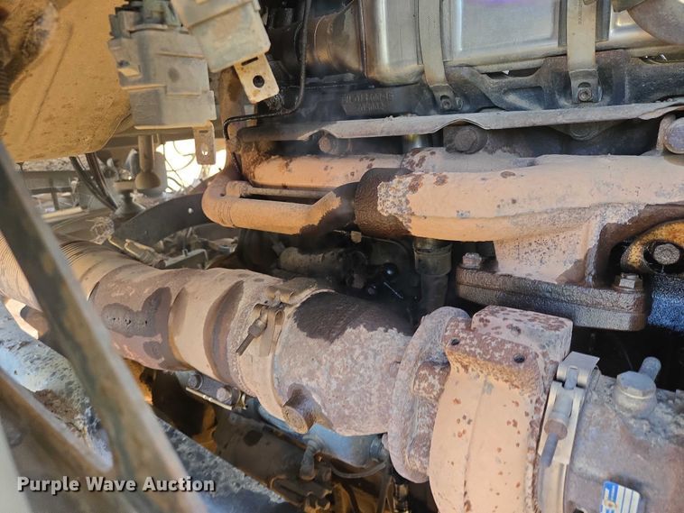 image for item EB1309 2005 Sterling LT9500 dump truck