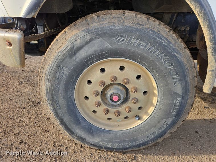 image for item EB1309 2005 Sterling LT9500 dump truck