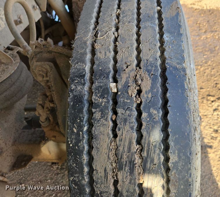 image for item EB1309 2005 Sterling LT9500 dump truck