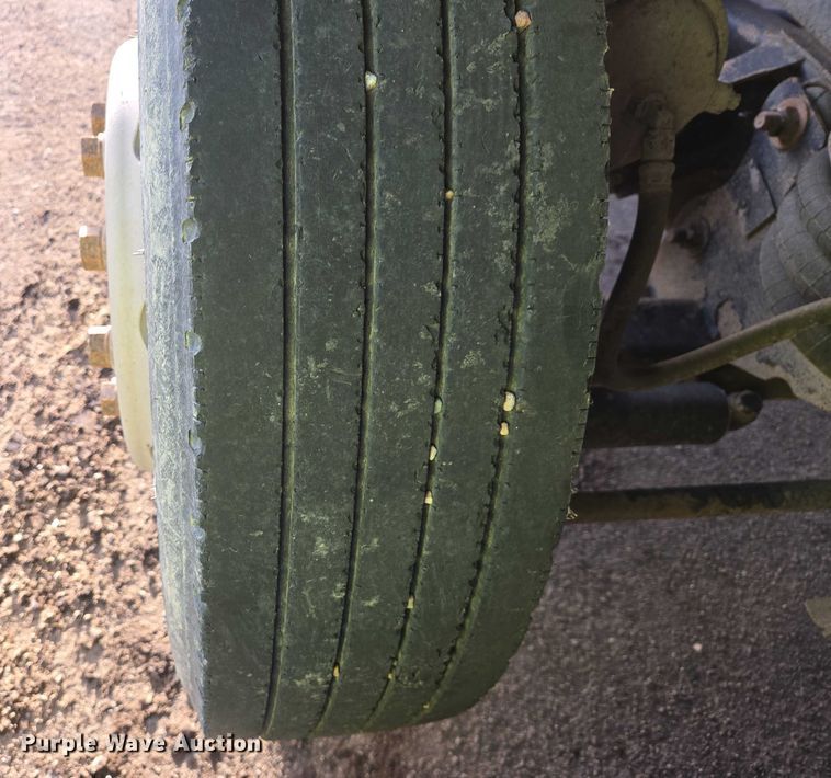 image for item EB1309 2005 Sterling LT9500 dump truck