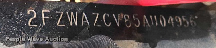 image for item EB1309 2005 Sterling LT9500 dump truck