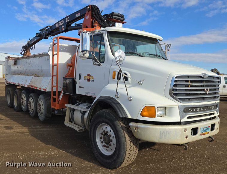 image for item EB1310 2005 Sterling LT9500 grapple truck