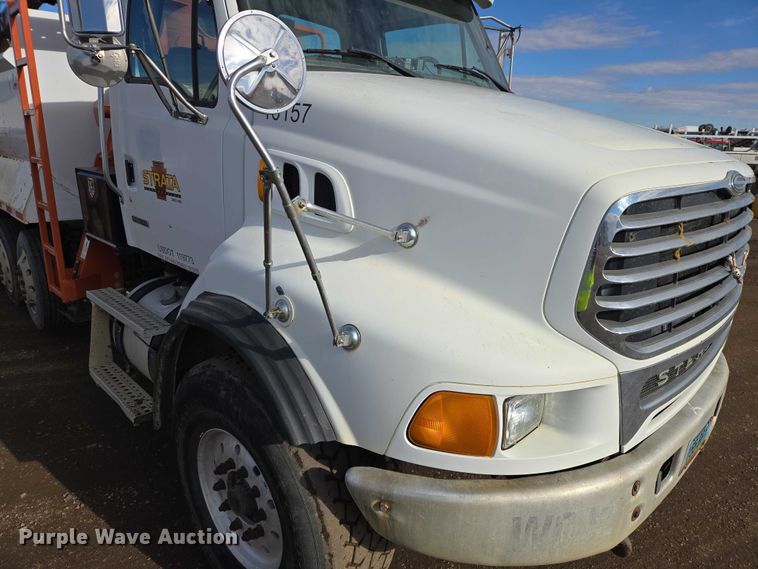 image for item EB1310 2005 Sterling LT9500 grapple truck