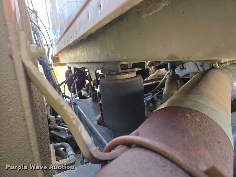 image for item EB1310 2005 Sterling LT9500 grapple truck