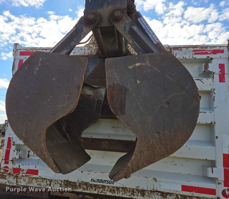 image for item EB1310 2005 Sterling LT9500 grapple truck