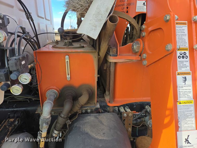 image for item EB1310 2005 Sterling LT9500 grapple truck