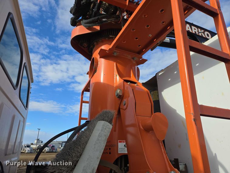 image for item EB1310 2005 Sterling LT9500 grapple truck