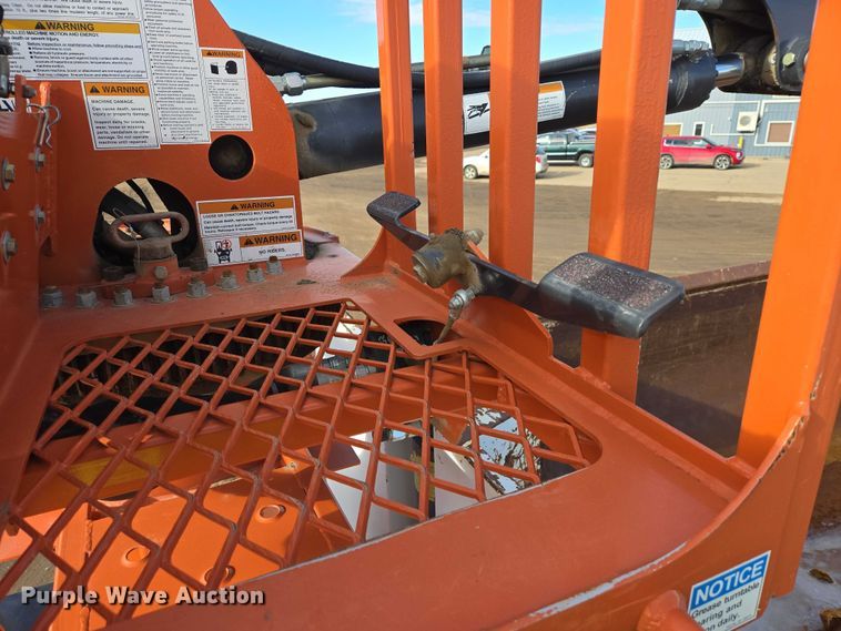 image for item EB1310 2005 Sterling LT9500 grapple truck