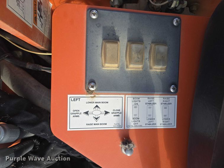 image for item EB1310 2005 Sterling LT9500 grapple truck