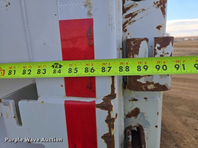 image for item EB1310 2005 Sterling LT9500 grapple truck