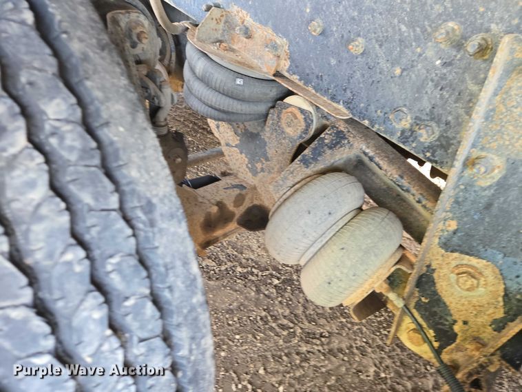 image for item EB1310 2005 Sterling LT9500 grapple truck