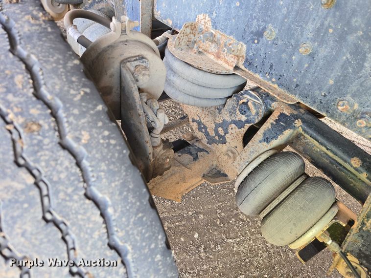 image for item EB1310 2005 Sterling LT9500 grapple truck