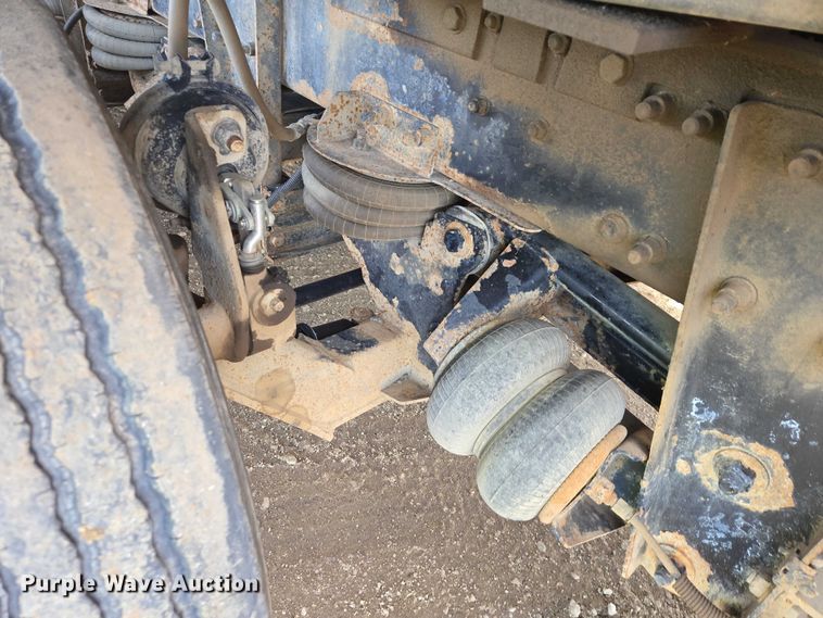 image for item EB1310 2005 Sterling LT9500 grapple truck