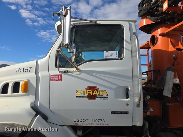 image for item EB1310 2005 Sterling LT9500 grapple truck