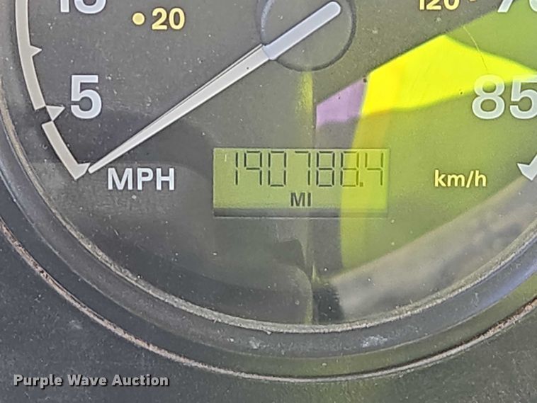 image for item EB1310 2005 Sterling LT9500 grapple truck