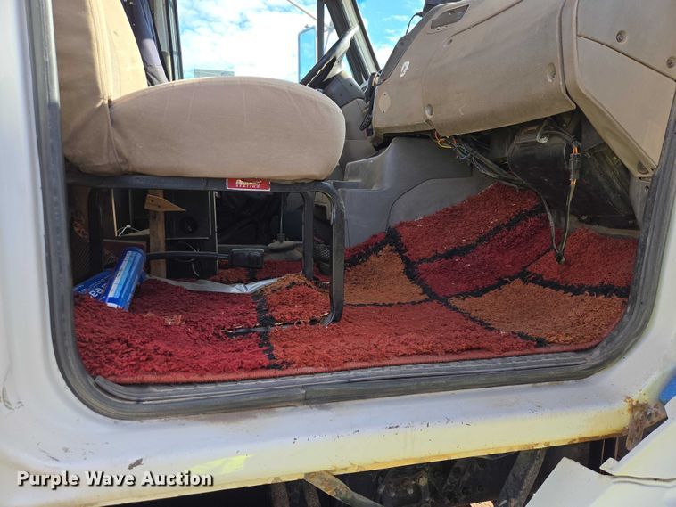 image for item EB1310 2005 Sterling LT9500 grapple truck