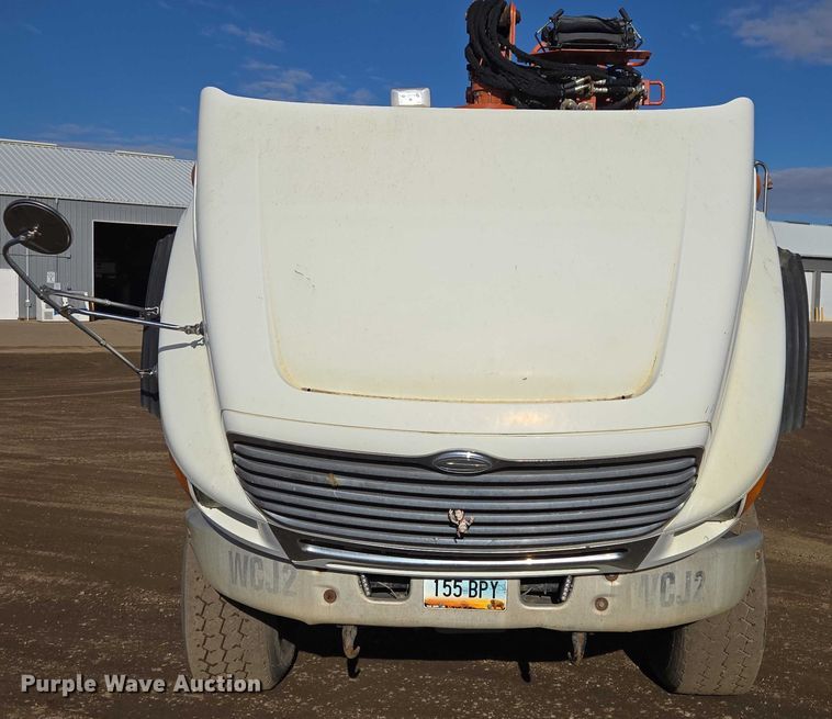 image for item EB1310 2005 Sterling LT9500 grapple truck