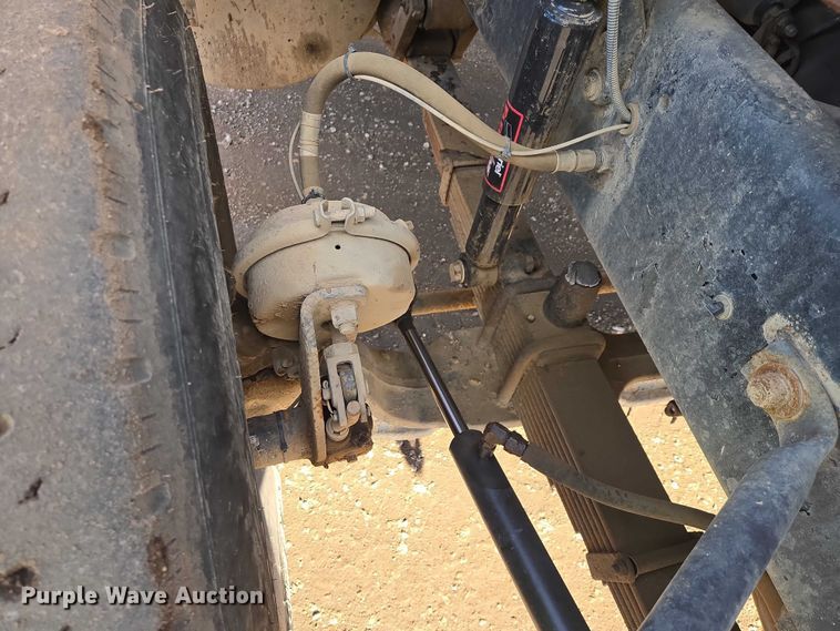 image for item EB1310 2005 Sterling LT9500 grapple truck