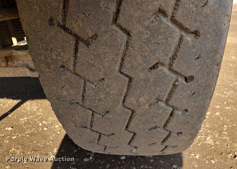 image for item EB1310 2005 Sterling LT9500 grapple truck