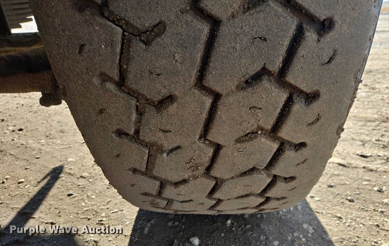 image for item EB1310 2005 Sterling LT9500 grapple truck