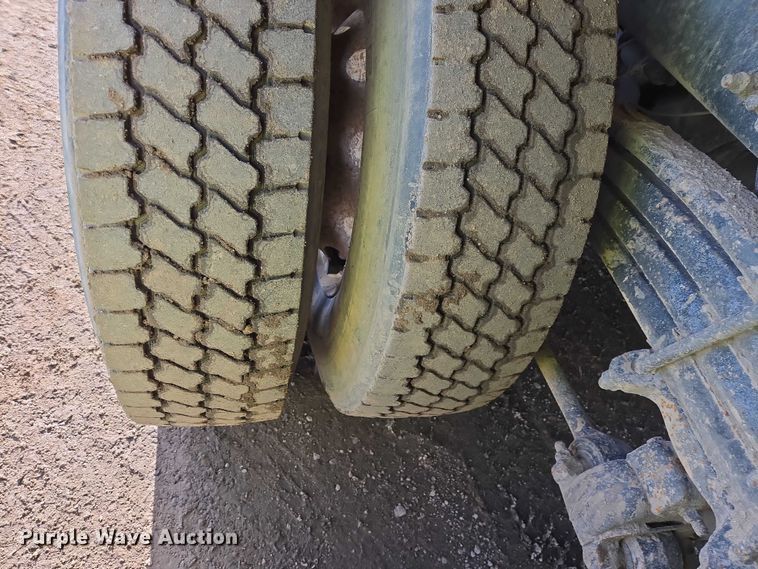 image for item EB1310 2005 Sterling LT9500 grapple truck