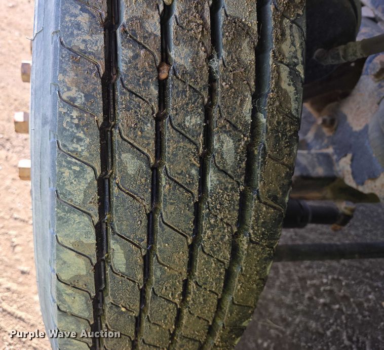 image for item EB1310 2005 Sterling LT9500 grapple truck