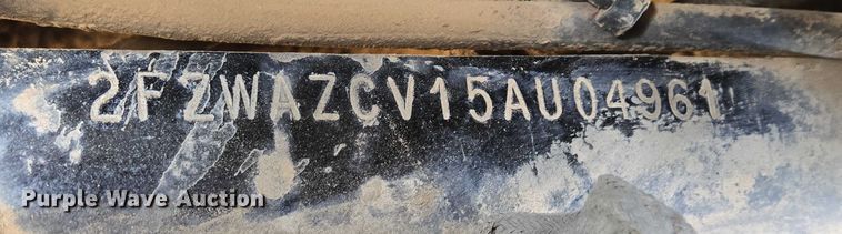 image for item EB1310 2005 Sterling LT9500 grapple truck