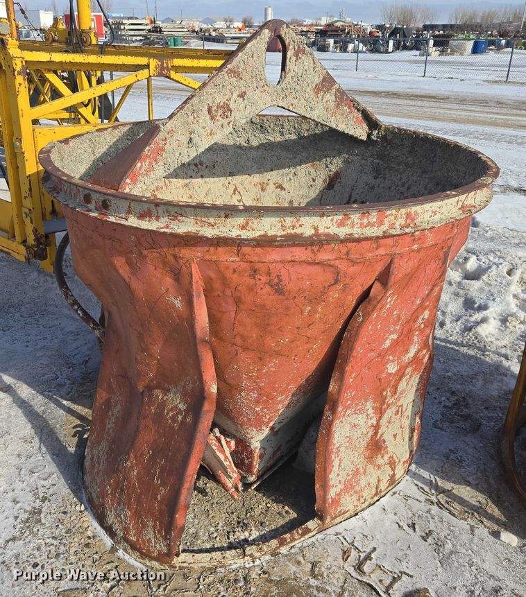 image for item EB1315 Concrete bucket
