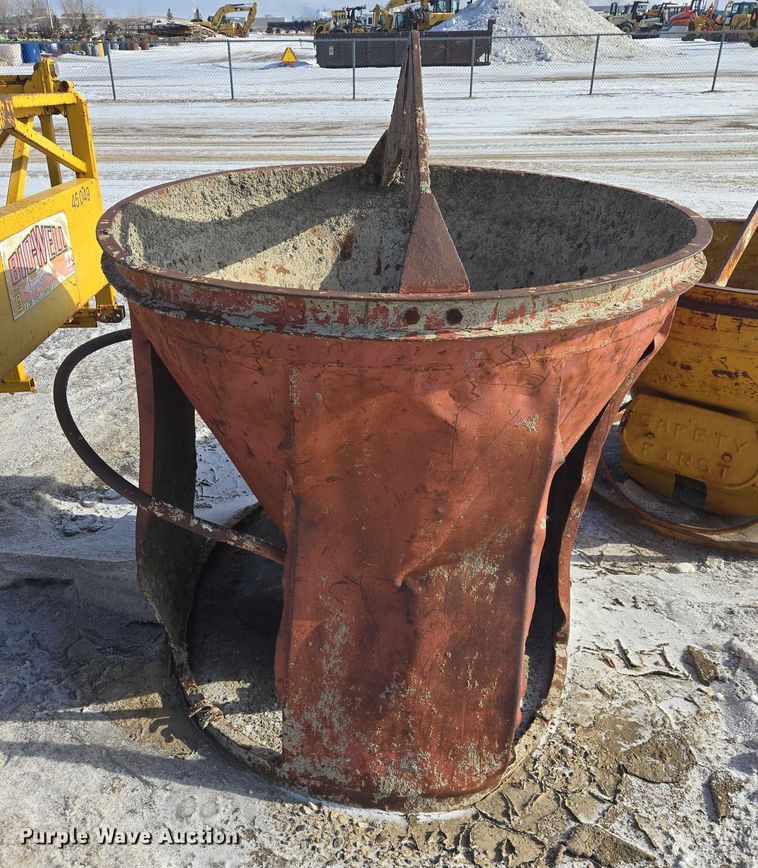 image for item EB1315 Concrete bucket