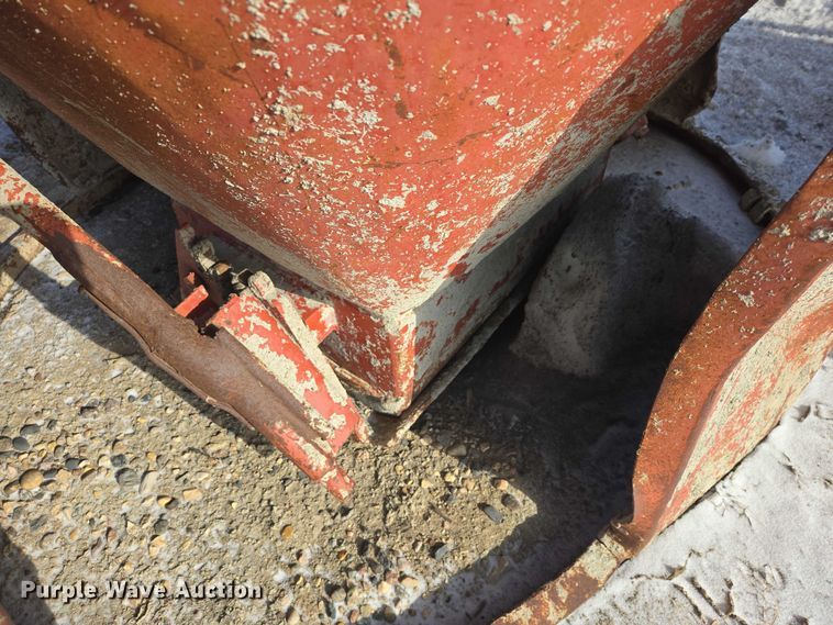 image for item EB1315 Concrete bucket