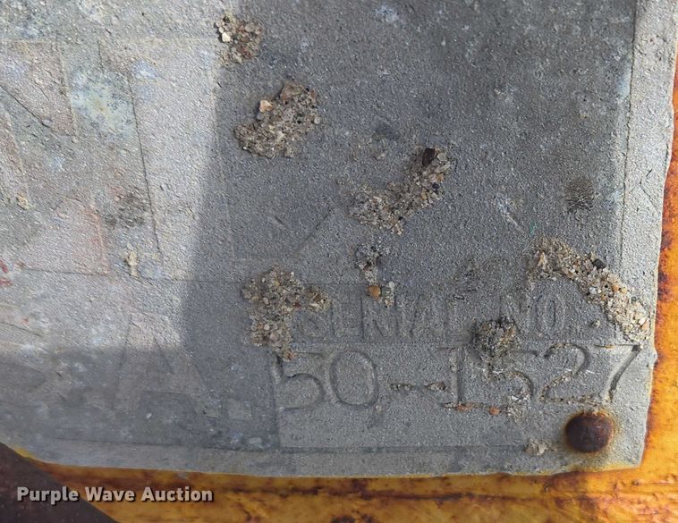 image for item EB1316 Heltzel concrete bucket