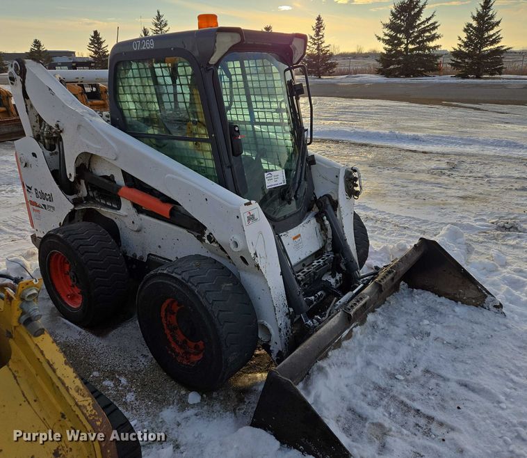 image for item EB1318 2013 Bobcat S770 skid steer loader