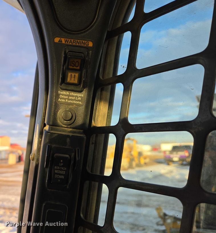 image for item EB1318 2013 Bobcat S770 skid steer loader