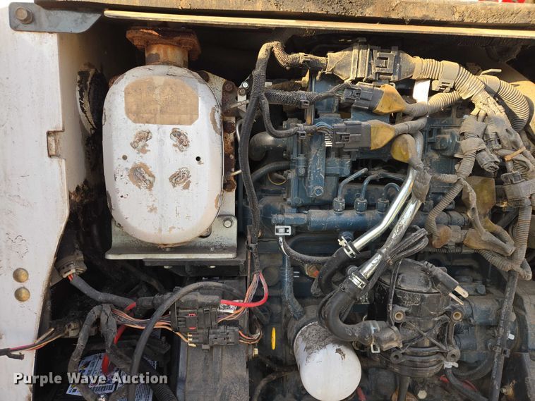 image for item EB1318 2013 Bobcat S770 skid steer loader