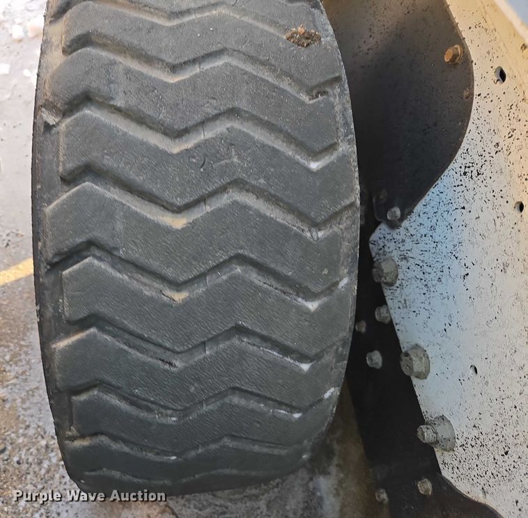 image for item EB1318 2013 Bobcat S770 skid steer loader