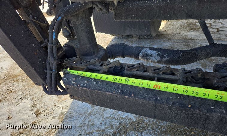 image for item EB1321 1995 Ford F800 oil distributor truck