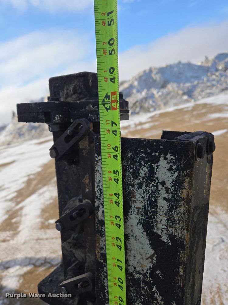 image for item EB1321 1995 Ford F800 oil distributor truck