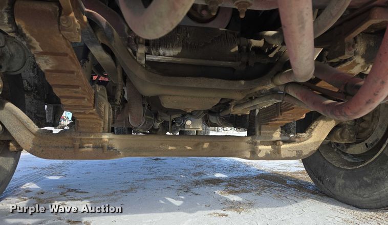 image for item EB1321 1995 Ford F800 oil distributor truck