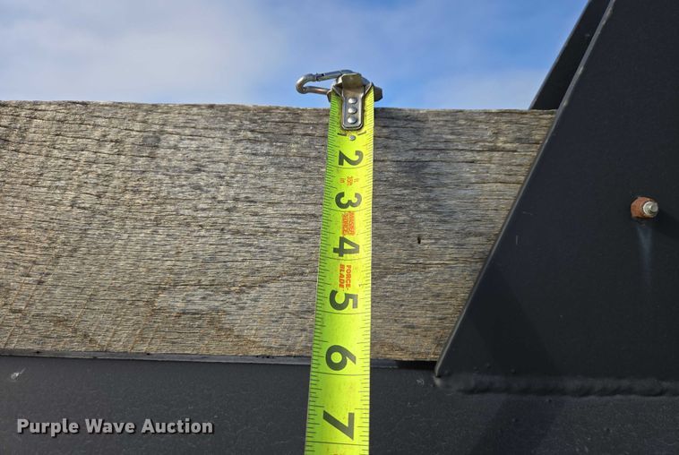 image for item EB1322 2008 International 4200 dump truck