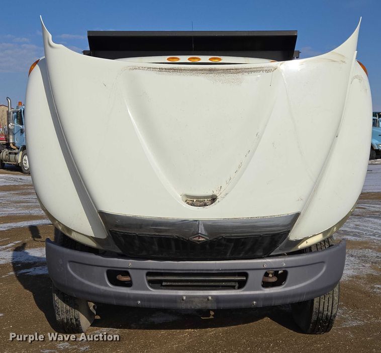 image for item EB1322 2008 International 4200 dump truck