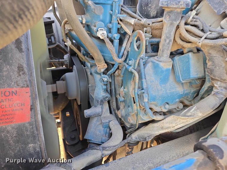 image for item EB1322 2008 International 4200 dump truck