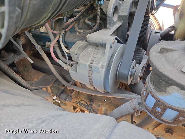 image for item EB1322 2008 International 4200 dump truck