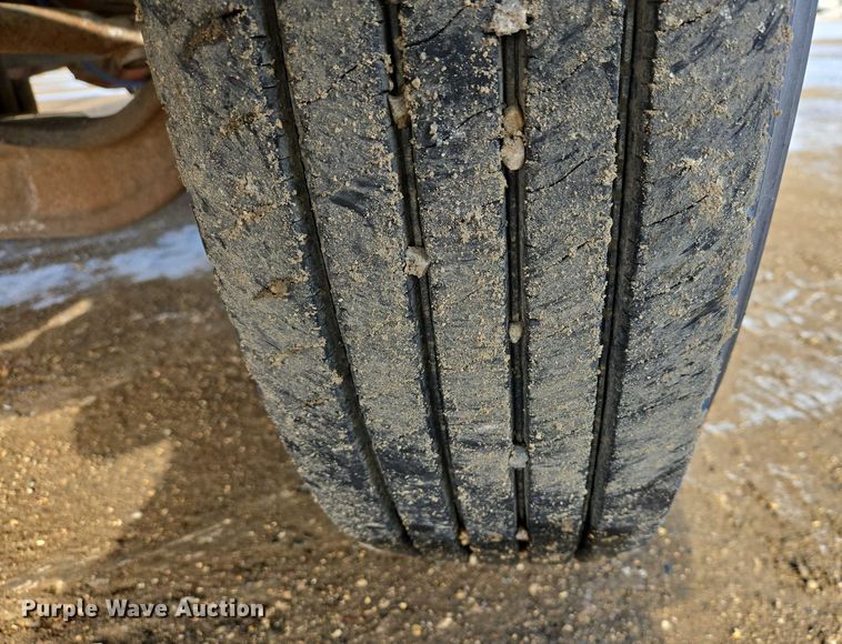 image for item EB1322 2008 International 4200 dump truck