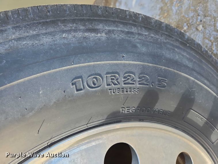 image for item EB1322 2008 International 4200 dump truck