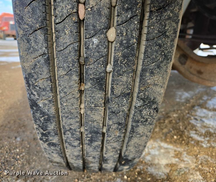 image for item EB1322 2008 International 4200 dump truck