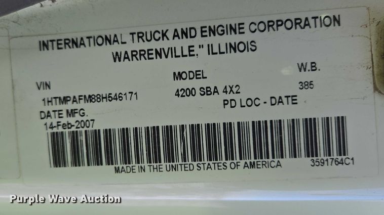 image for item EB1322 2008 International 4200 dump truck