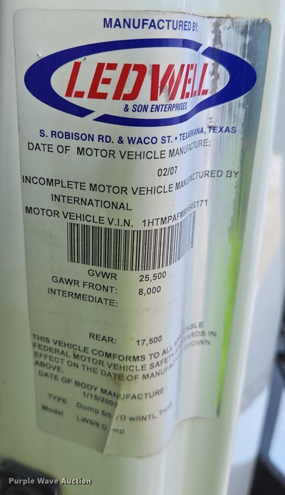 image for item EB1322 2008 International 4200 dump truck