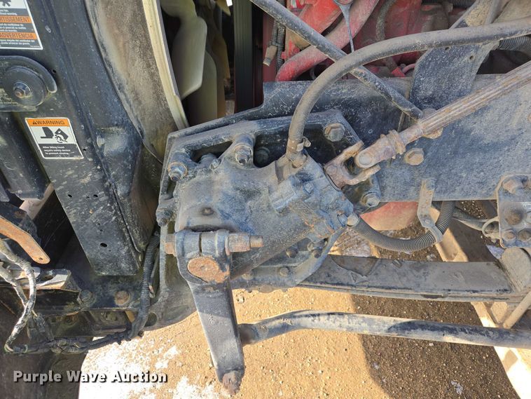 image for item EB1323 2012 Kenworth T800 semi truck